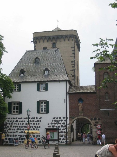 Dormagen - Zons - am Rheintor.jpg - Dormagen-Zons - am Rheintor